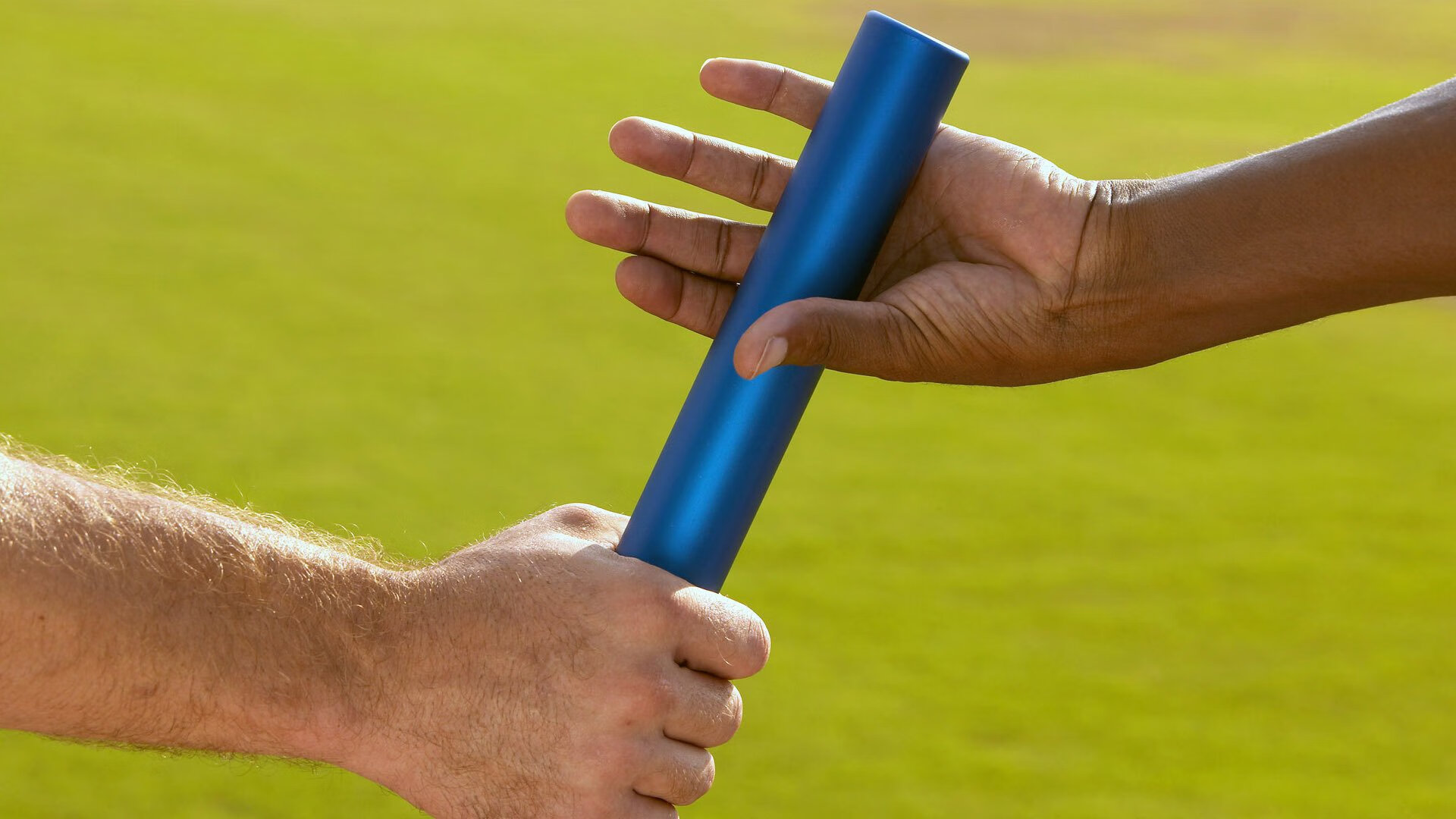 开云平台-精准计算与本能迸发，F1新赛季的引擎轰鸣，如何与锡安的制胜一投共振？